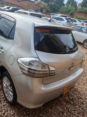 Toyota Blade 2019 Silver