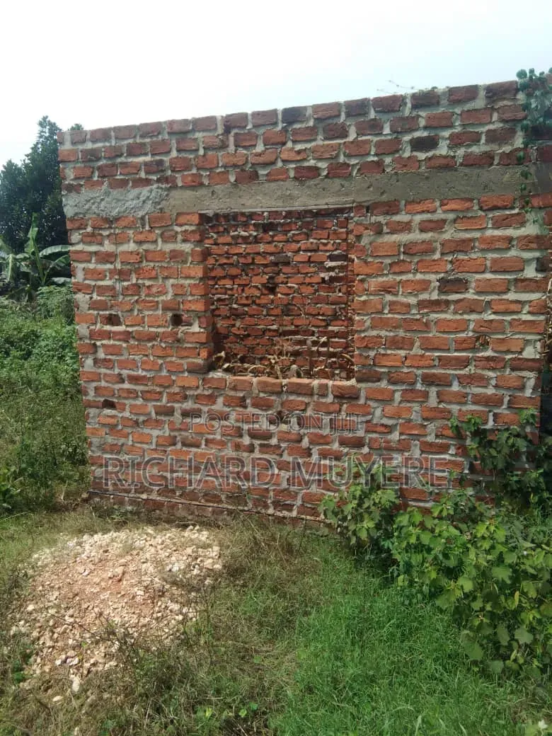 2bdrm House In Matugga, Wakiso / Wakiso For Sale