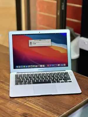 New Laptop Apple MacBook Air 8GB Intel Core i5 SSD 256GB