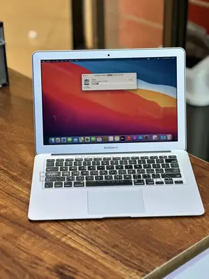 New Laptop Apple MacBook Air 8GB Intel Core i5 SSD 256GB