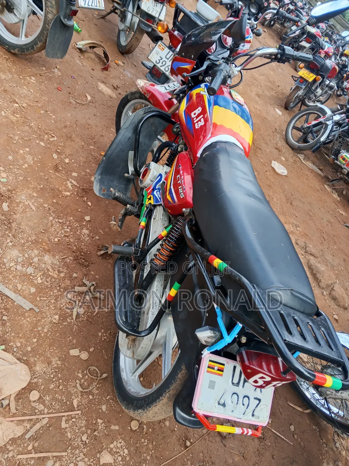 Bajaj Boxer 125 2023 Red