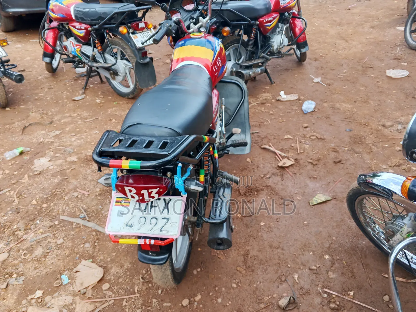Bajaj Boxer 125 2023 Red