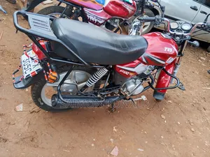 TVS HLX 125 2024 Red