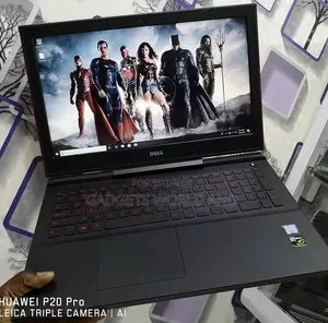 Laptop Dell Inspiron 15 7566 8GB Intel Core i5 SSD 256GB
