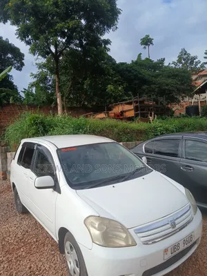 Toyota Raum 1.5 AWD 2004 White