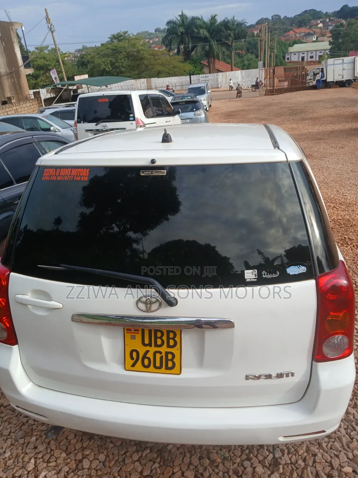 Toyota Raum 1.5 AWD 2004 White