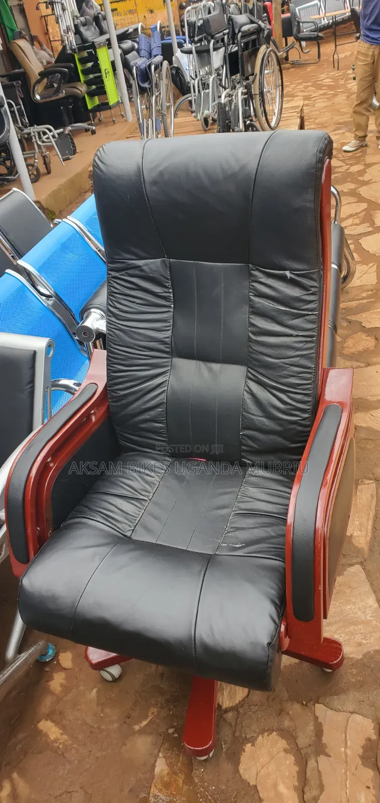 Officer Chair