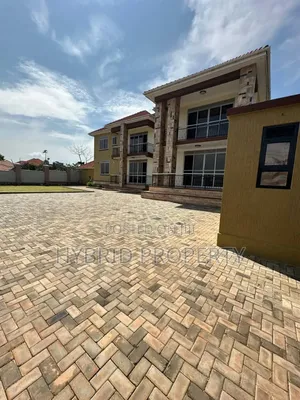 5bdrm House in Kigo~Munyonyo Along, Ssabagabo-Makindye for sale