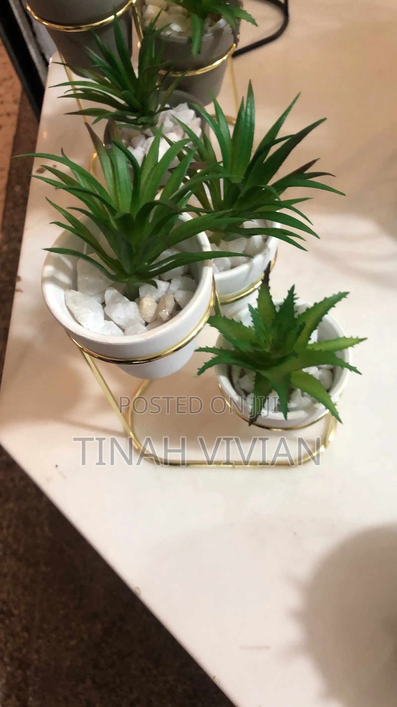 Table Flowers