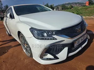 Toyota Mark X 2.5 AWD 2016 White