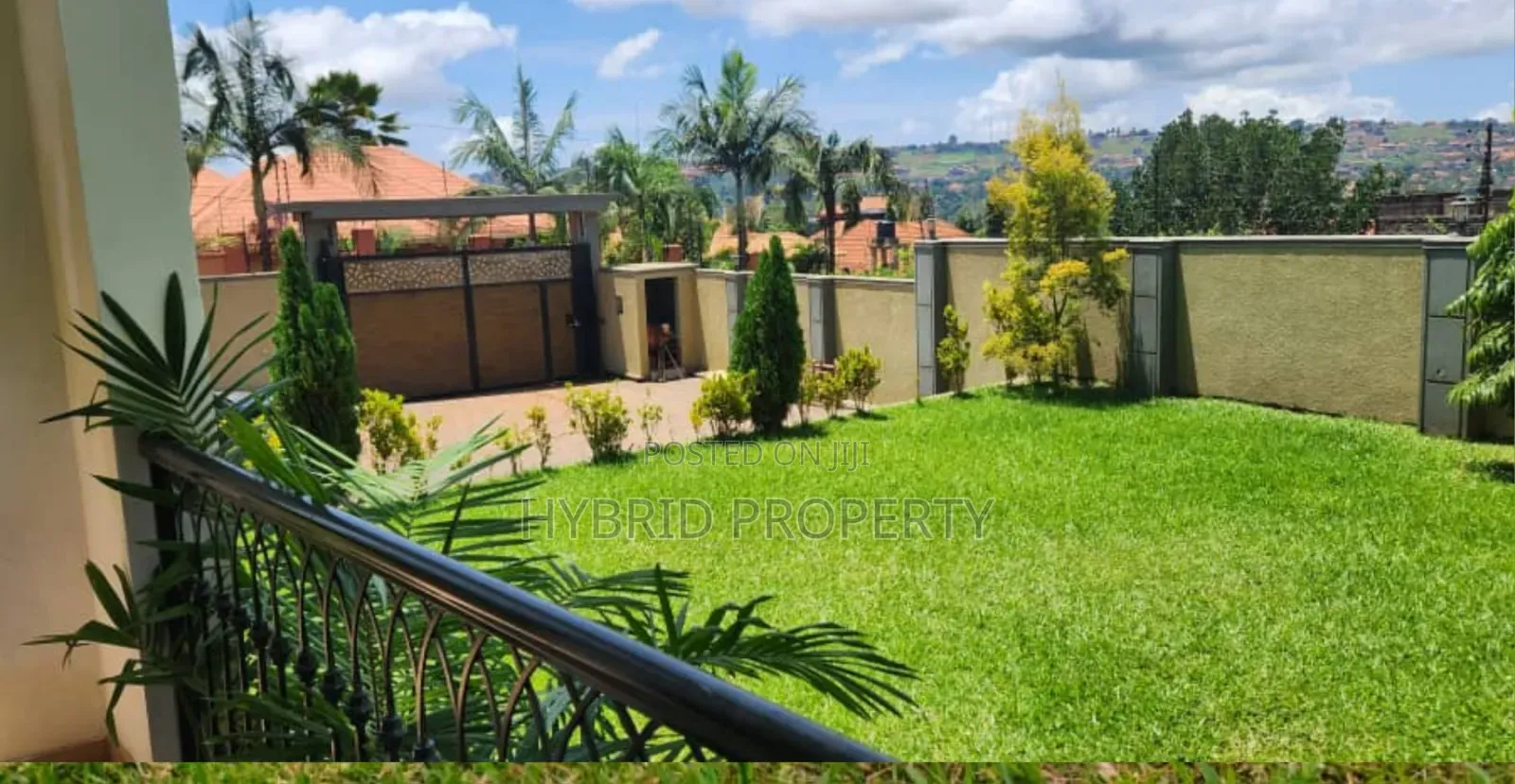 4bdrm House in Kitende Along, Ssisa for sale