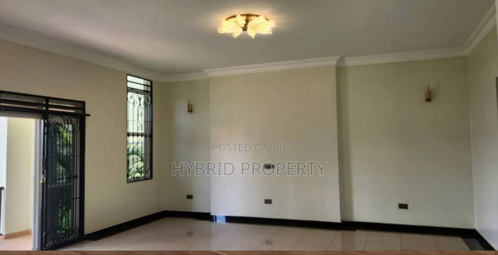 4bdrm House in Kitende Along, Ssisa for sale