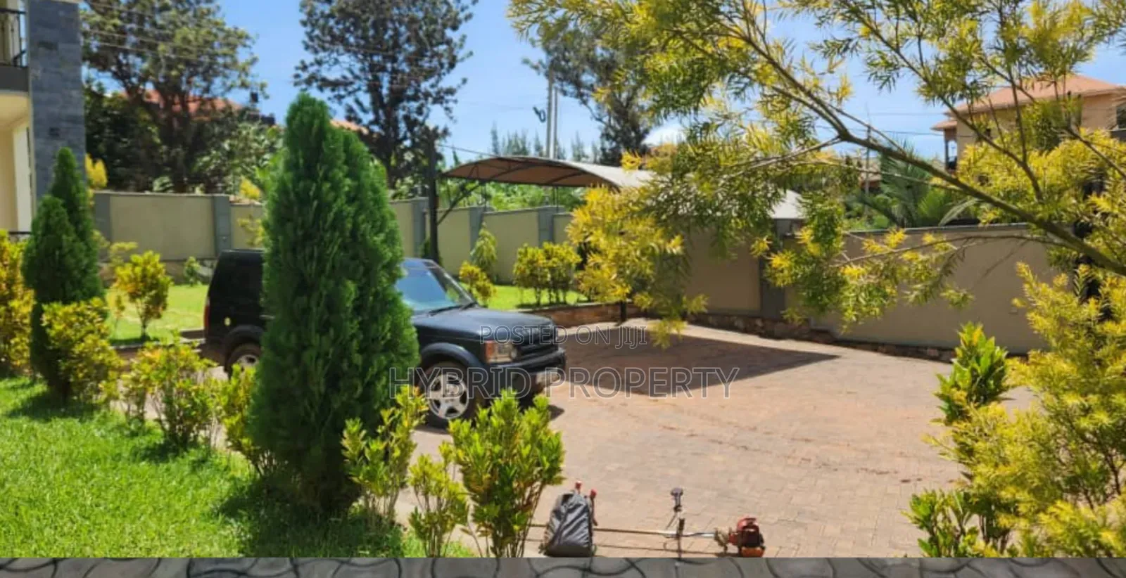 4bdrm House in Kitende Along, Ssisa for sale