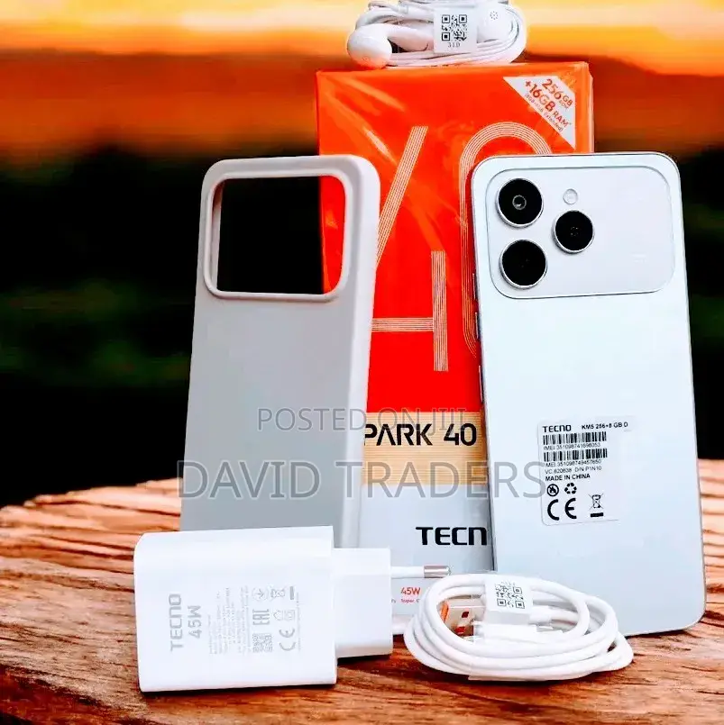 New Tecno Spark 40 256 GB Silver