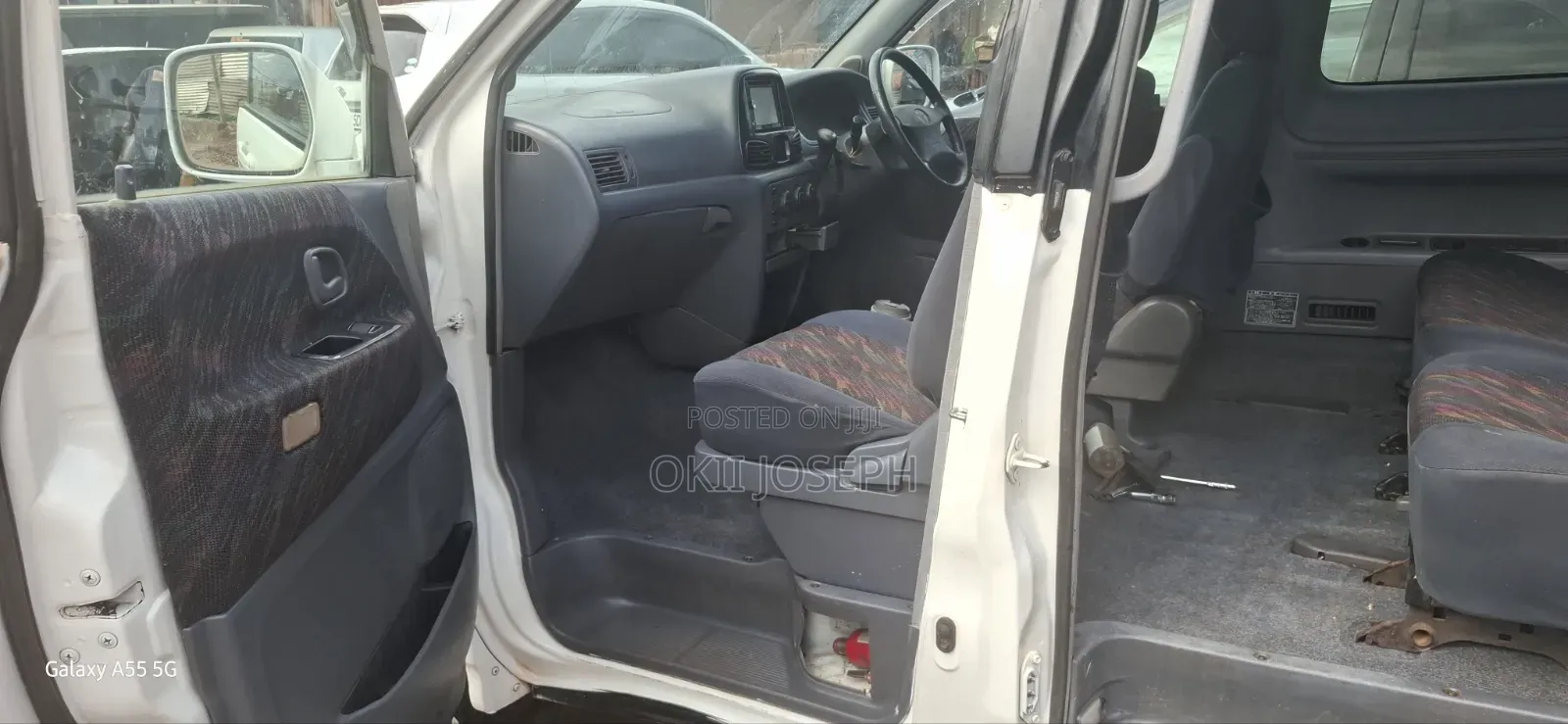 Toyota Noah 2001 White