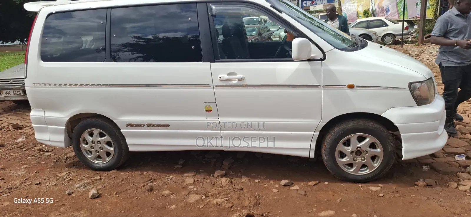 Toyota Noah 2001 White
