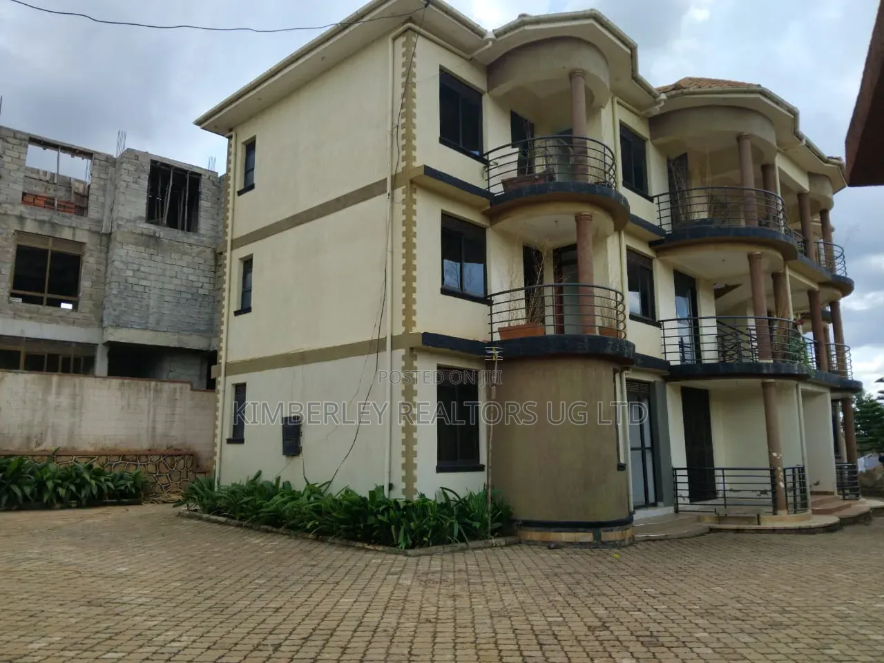 2bdrm Apartment in Kira for sale