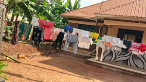 5bdrm Townhouse/Terrace in Jinja for sale
