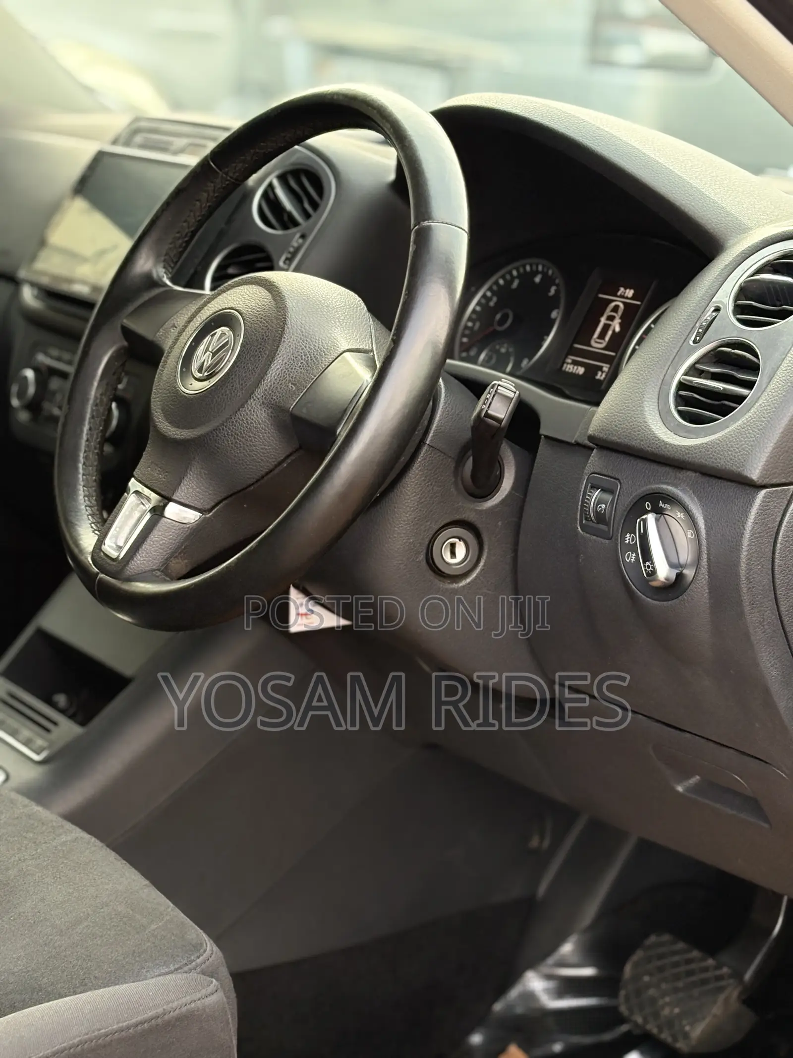 Volkswagen Tiguan S 2010