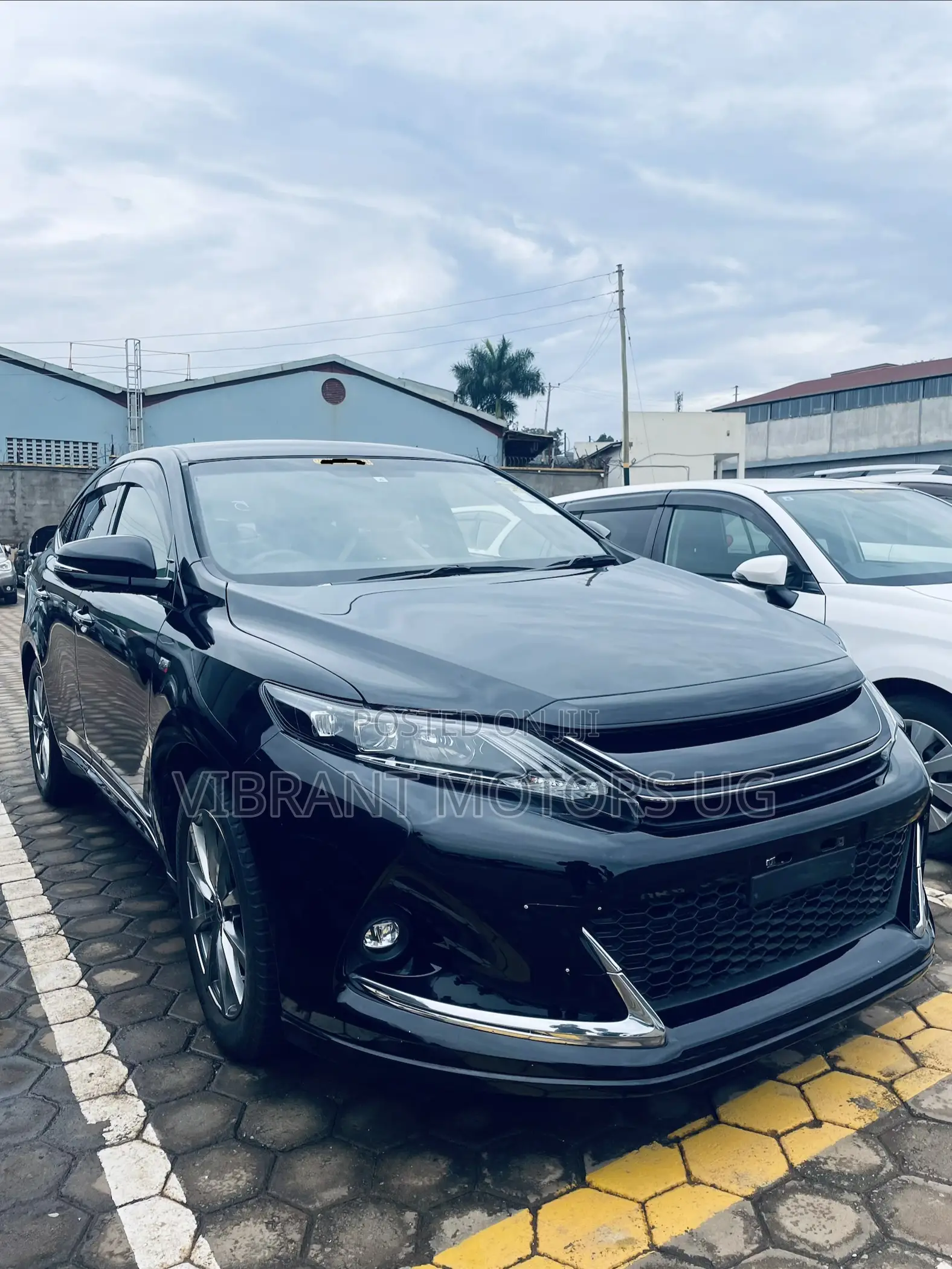 Toyota Harrier 2018 Black