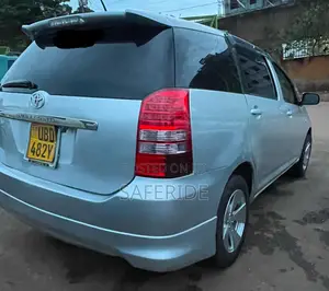 Toyota Wish 2004 Silver