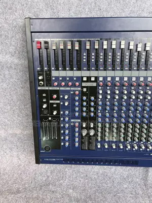 Yamaha Mixer Mg32