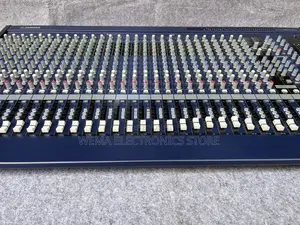 Yamaha Mixer Mg32