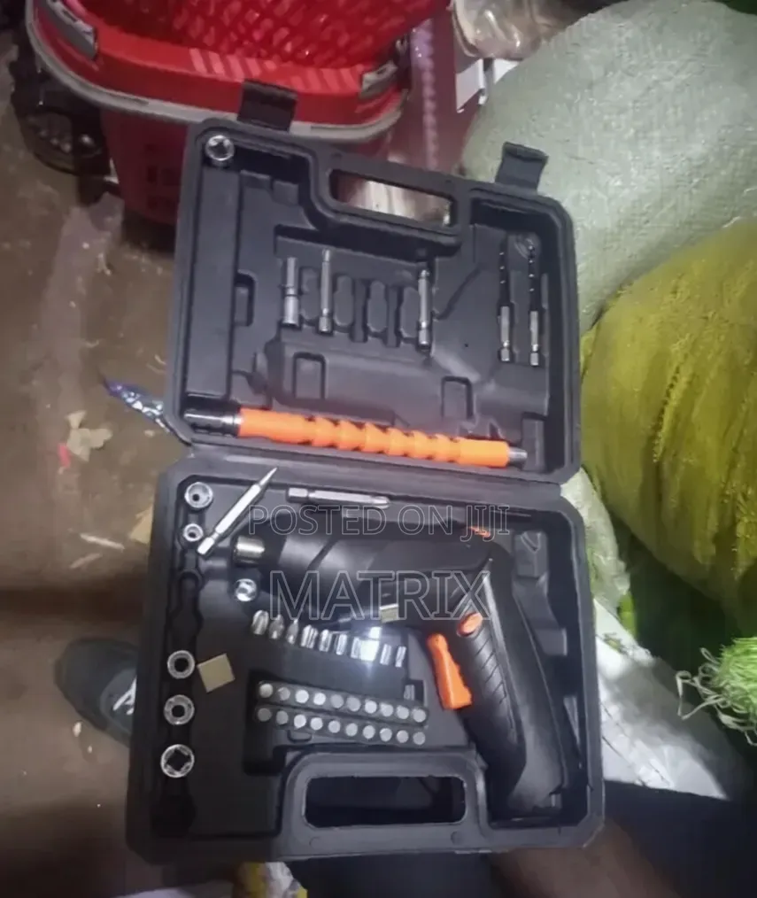 47-1-Cordless Electric Screwdriver Set