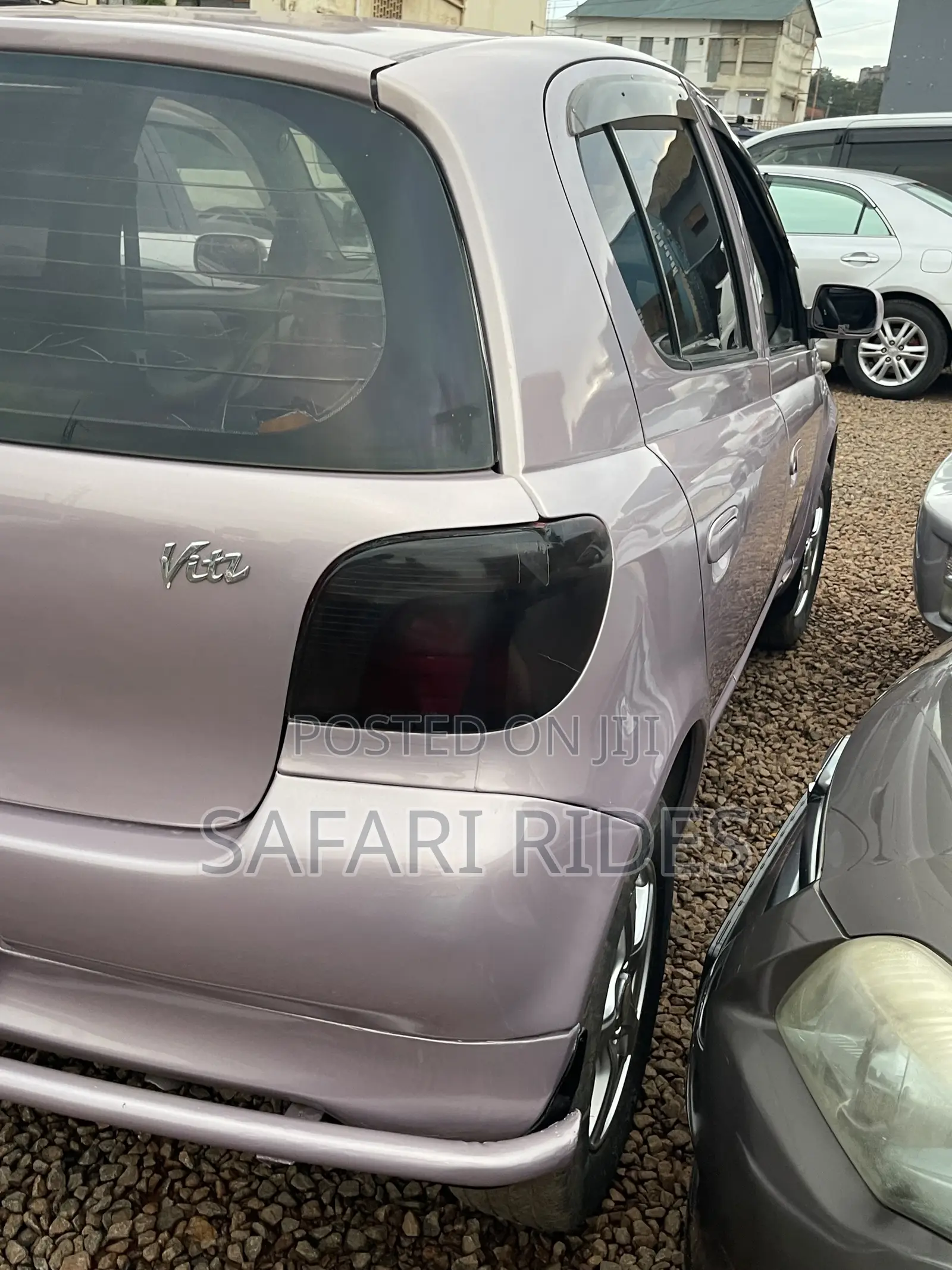 Toyota Vitz 2002 Pink