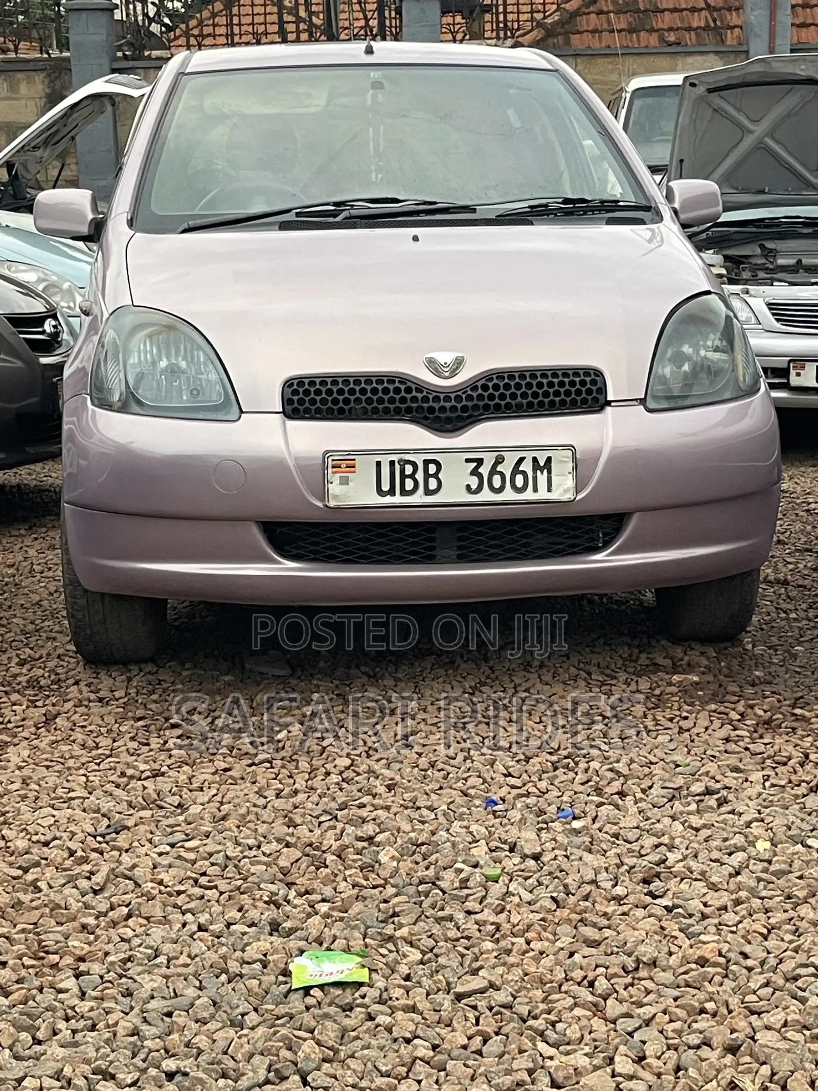 Toyota Vitz 2002 Pink