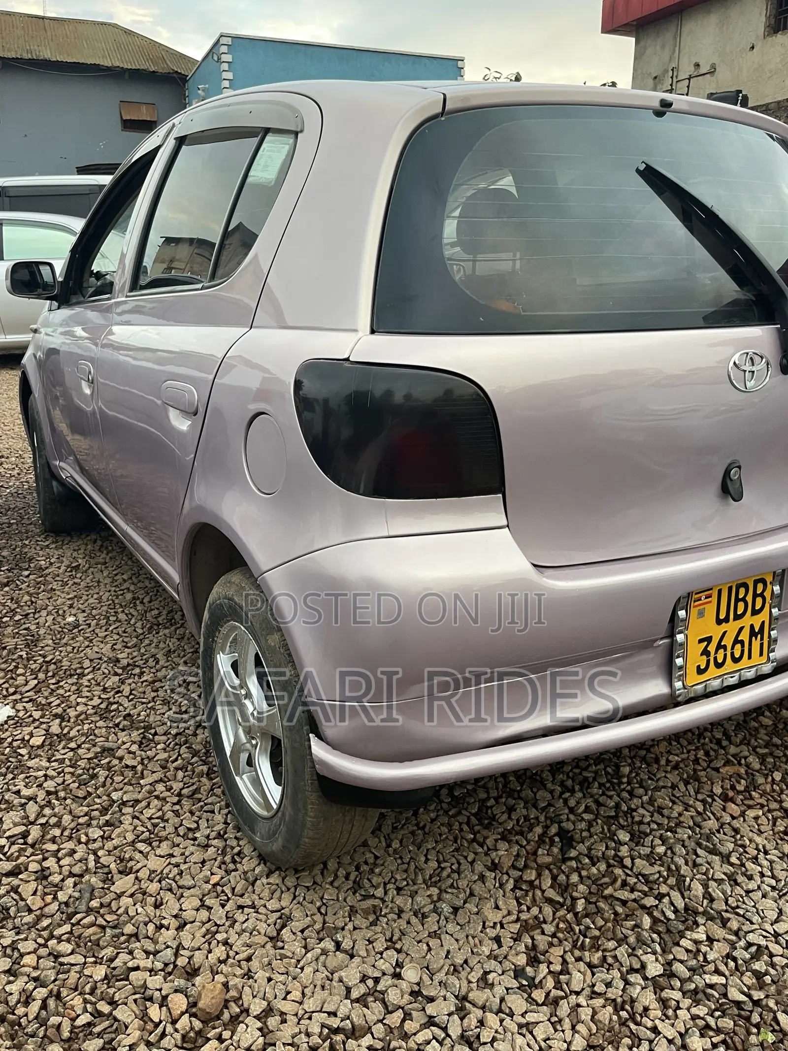 Toyota Vitz 2002 Pink