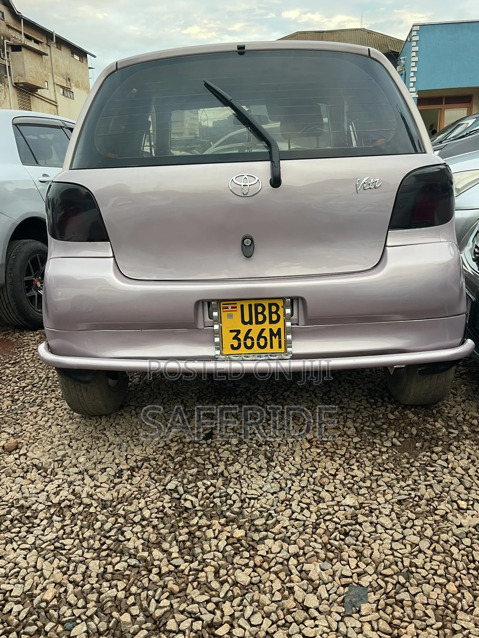 Toyota Vitz 2002 Pink
