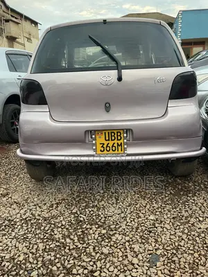 Toyota Vitz 2002 Pink