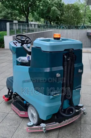 Floor Cleaning Machine