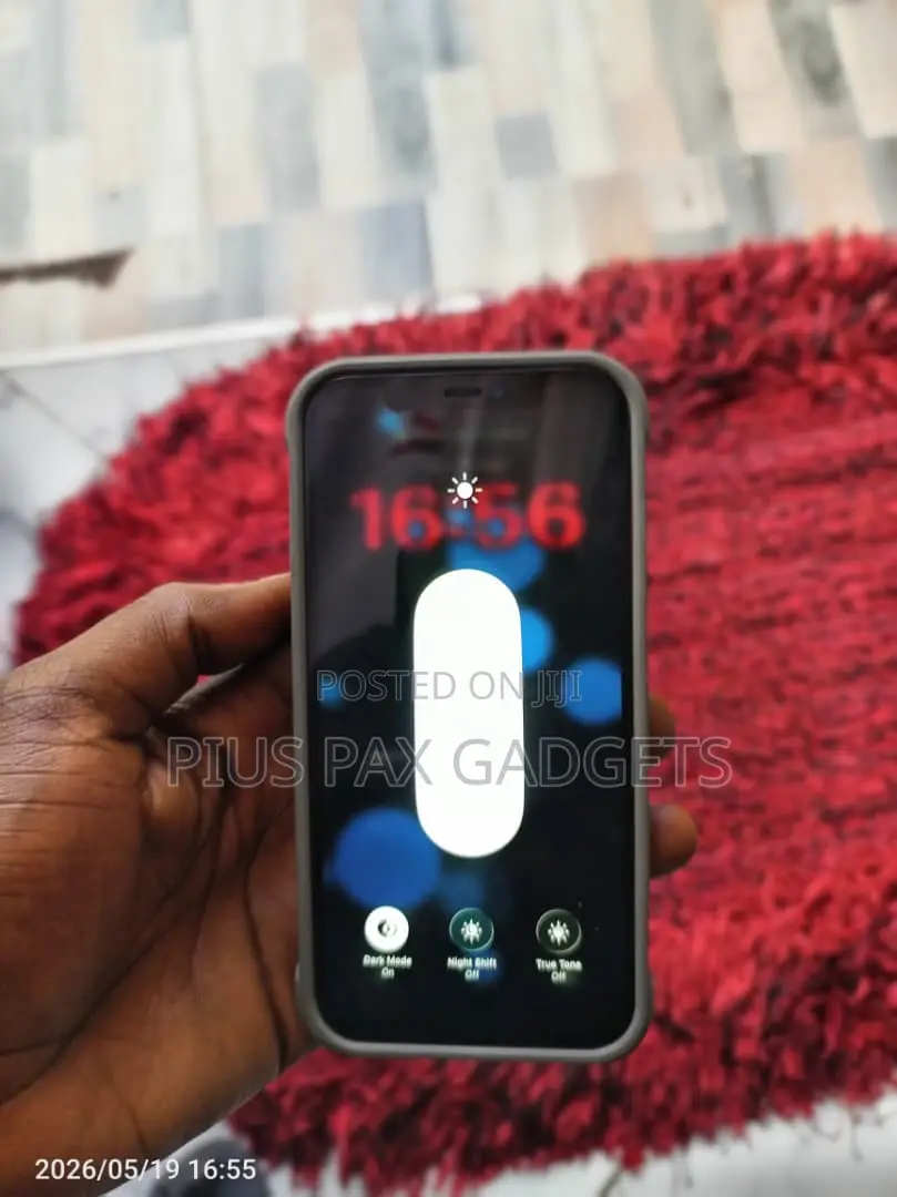 Apple iPhone 12 128 GB Red