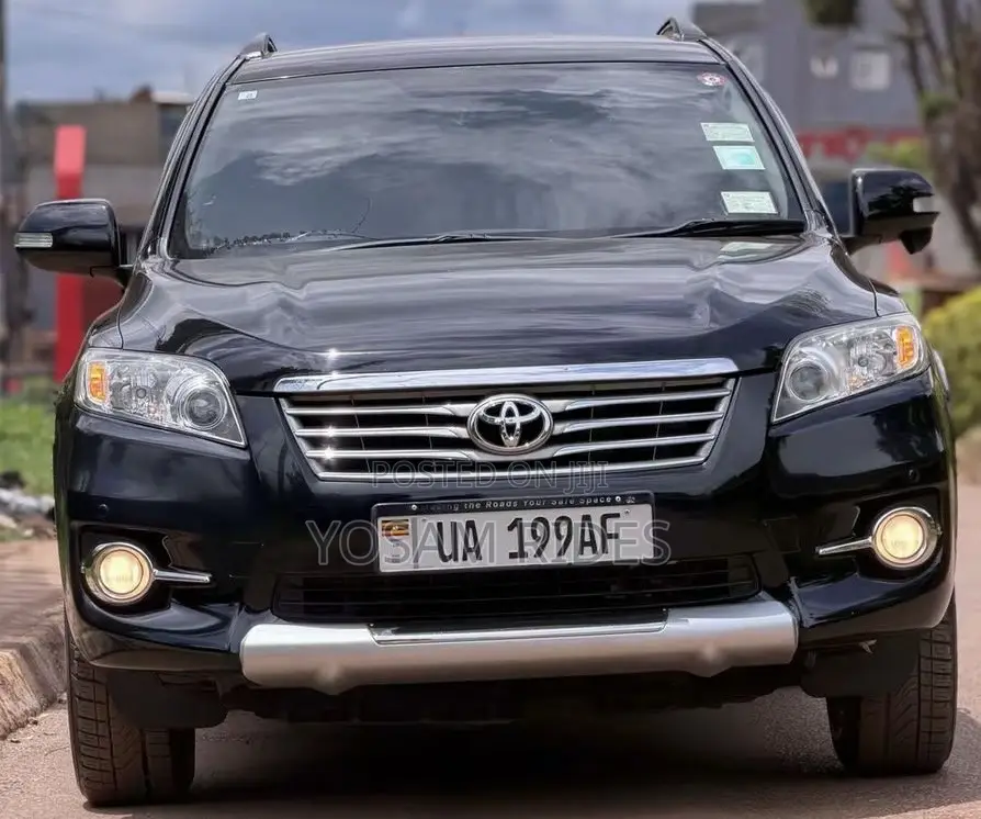 Toyota Vanguard 2012 Black