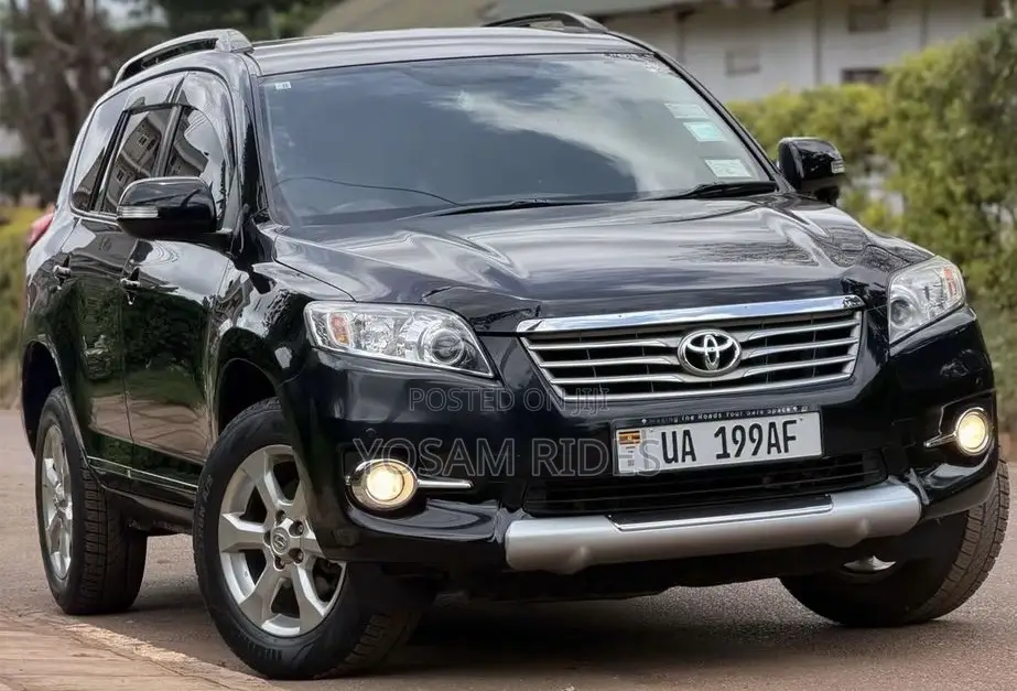 Toyota Vanguard 2012 Black