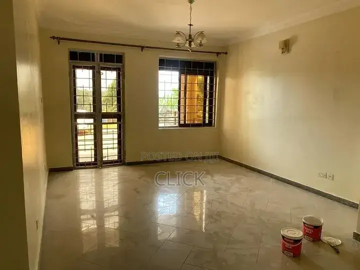 3bdrm Apartment in Bunga, Makindye for rent