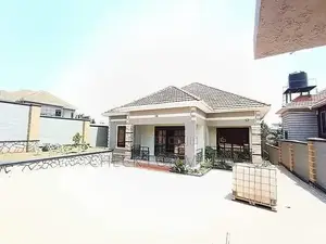 4bdrm House in Muyenga, Makindye for rent