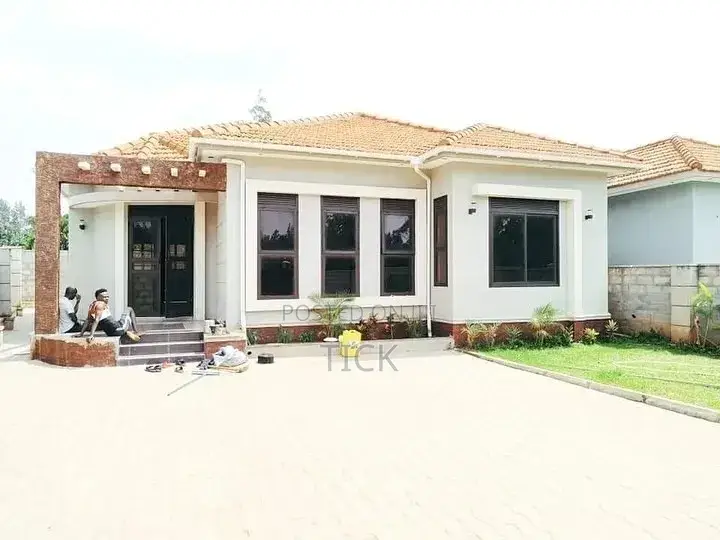 4bdrm House in Ntinda, Nakawa for rent