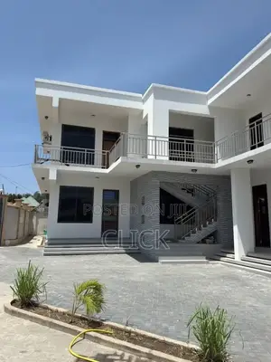 3bdrm Apartment in Bunga, Makindye for rent