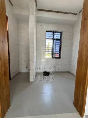 3bdrm Apartment in Bunga, Makindye for rent