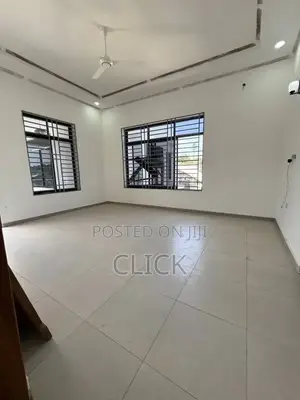 3bdrm Apartment in Bunga, Makindye for rent