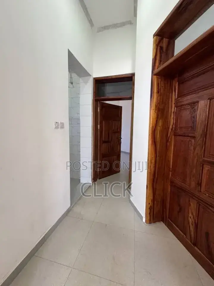 3bdrm Apartment in Bunga, Makindye for rent