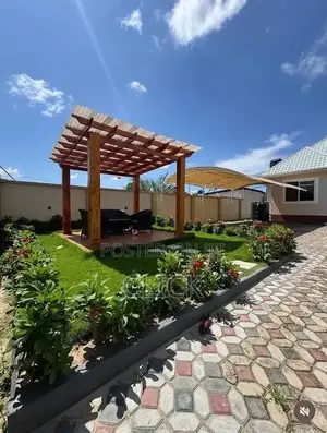 4bdrm Duplex in Muyenga, Makindye for rent