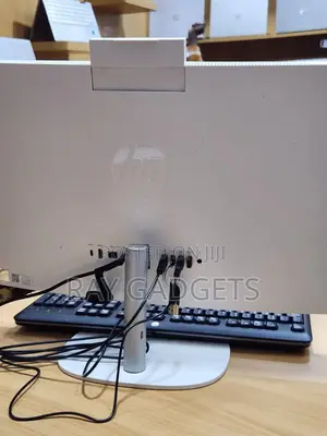 New Desktop Computer HP 200 G4 22 All-in-One 16GB AMD Ryzen 5 SSD 512GB