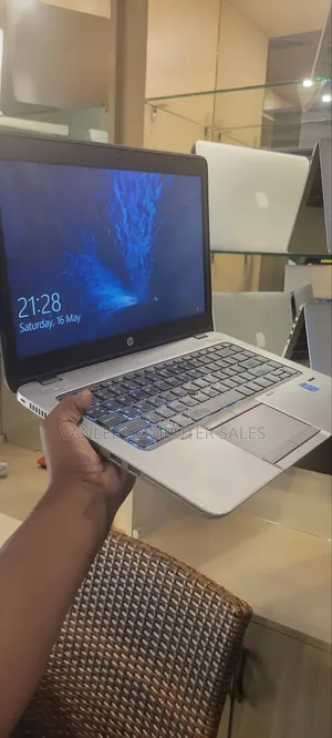 Laptop HP EliteBook 840 G2 8GB Intel Core i7 HDD+SSD 500GB