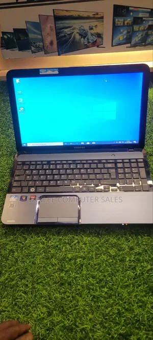 Laptop Toshiba 8GB Intel Core i7 HDD 500GB