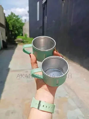 Vaccum Set Hot/Cold With 3 Cups