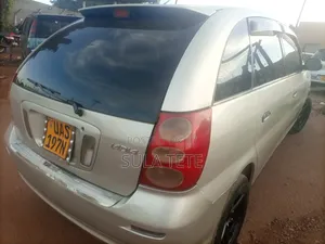 Toyota Nadia 2.0 135hp AWD 1998 Silver